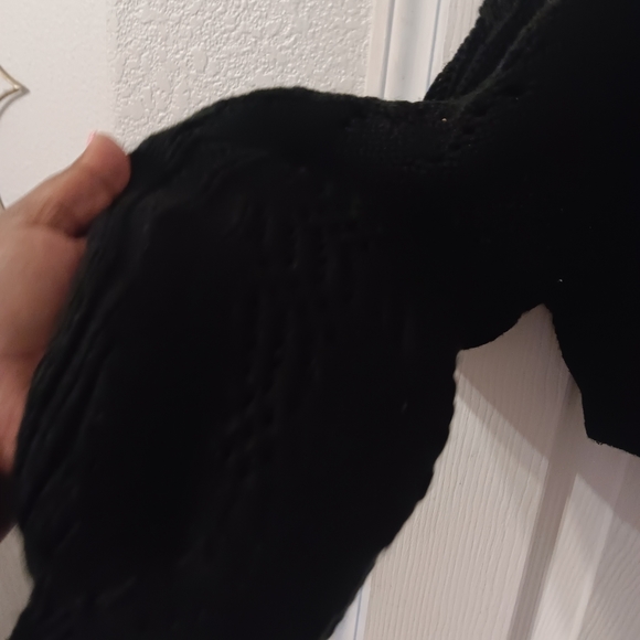 Cropped black sweater - Picture 4 of 5